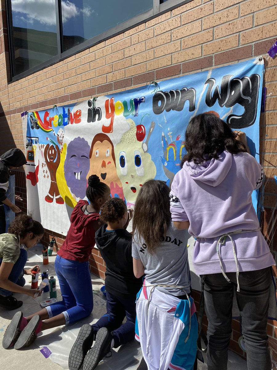 Deborah Walker tweet media