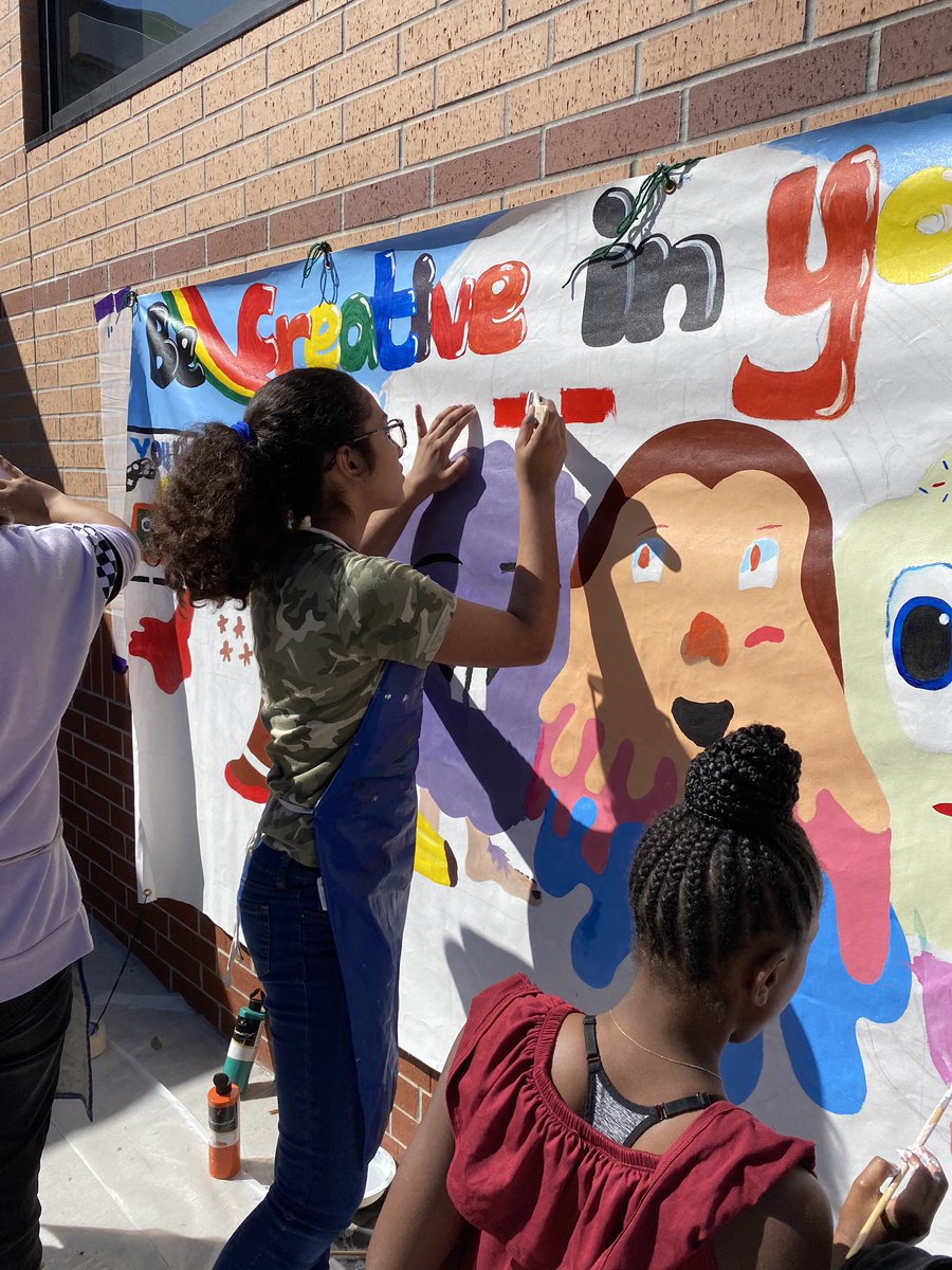 Deborah Walker tweet media