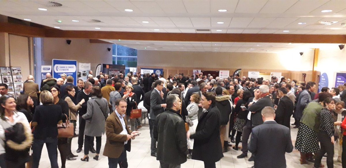 cpme44's tweet photo. #Confluence2020 Retour sur le 1er RDV éco du #Vignoble riche en échanges et en convivialité organisé par 7 associations d'#entreprises et soutenue par @CCINantes
➡ 400 acteurs économiques présents
➡ 1 conférence inspirante de @regisrossi2 sur l'#intelligenceémotionnelle 👏 https://t.co/dycHbm4ITe