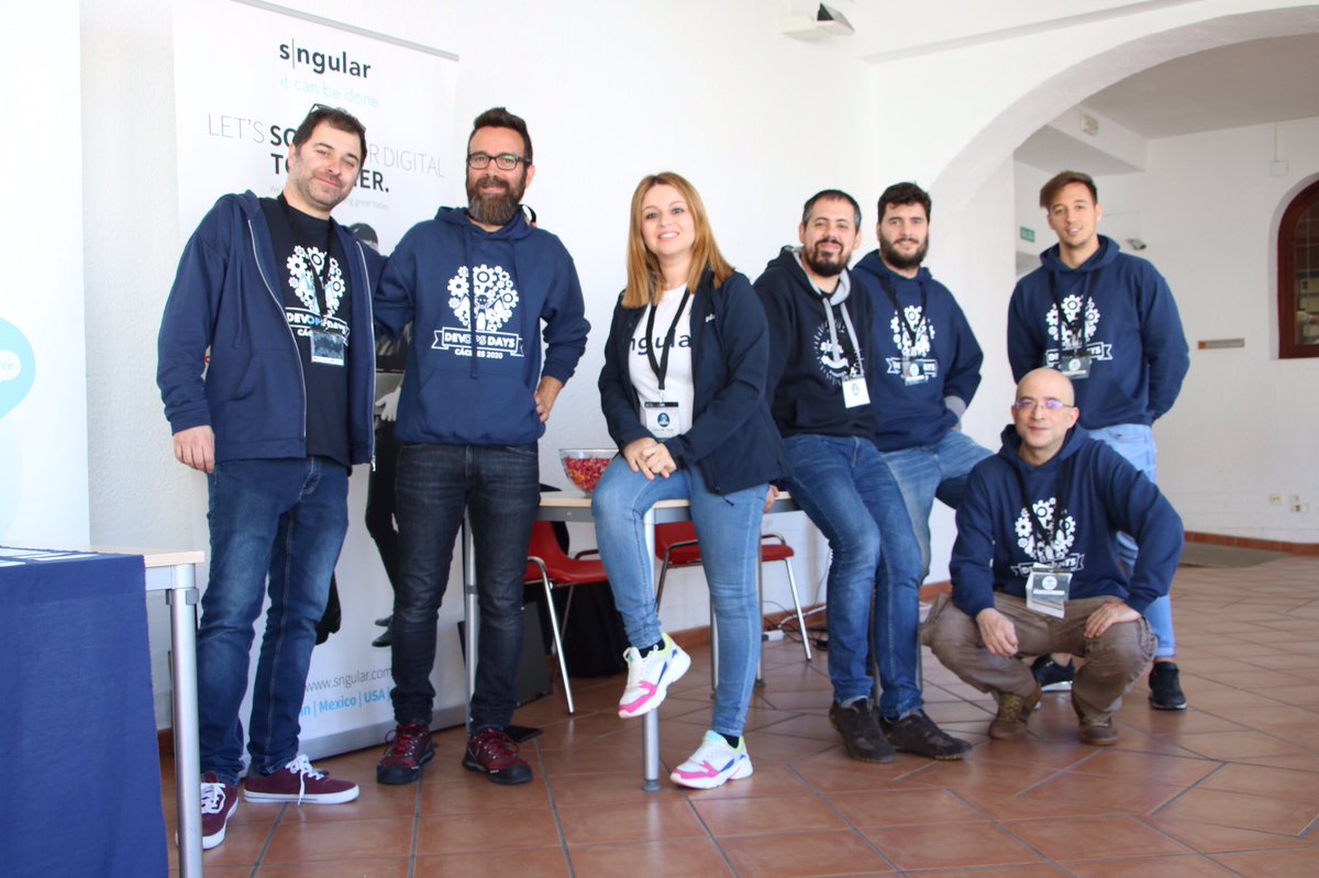 DevOpsDaysCC's tweet image. Muchas gracias a @sngular por patrocinar y ayudar a  #DevOpsDaysCC20 y por mandar esta gente tan molona.

#DevOpsDays #DevOps