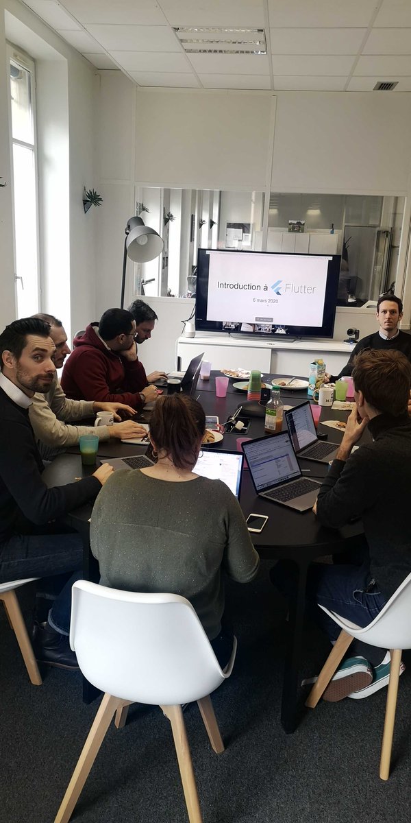 Short introductory presentation to Flutter, after our participation at the Flutter Europe Conference. A development kit adapted to all supports in a uniform way. An interesting and promising kit!