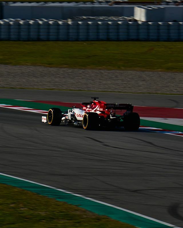 MotorDeGP2's tweet photo. Kimi Räikkönen / Alfa Romeo C39
.
.
#F1 #Formula1 #F1Testing #KimiRaikkonen #AlfaRomeo #Ferrari #Iceman #Kimi #Raikkonen #Motorsport #Racing #Racecar #F1Photographer #photography #AlphaMovementES #SonyAlpha #MirrorlessCamera #Formule1 #FormulaOne #Formu… https://t.co/4YlUWuDAiq https://t.co/D36ZQ1uV6A