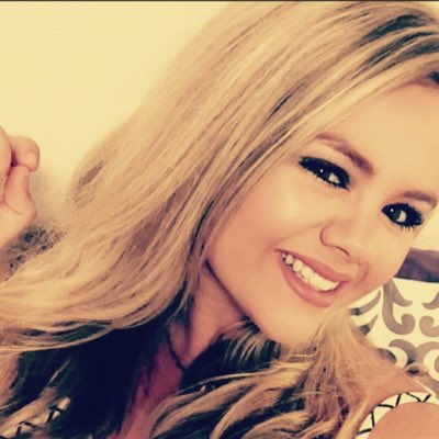 JaceyElizabeth's tweet photo. #NewProfilePic https://t.co/X5aebU5XF9