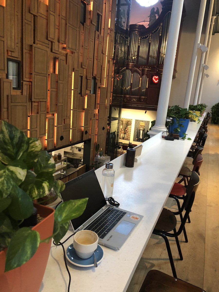 StefSuarezFr's tweet photo. I love the #flexibility of #NewWorkStyle that enables to combine #passion for professional and private life. Fascinated by the innovative #Netherlands and this stunning #coworkingspace in #Urecht. The #area of #working and #learning makes a difference. https://t.co/fpBhnp3QUt