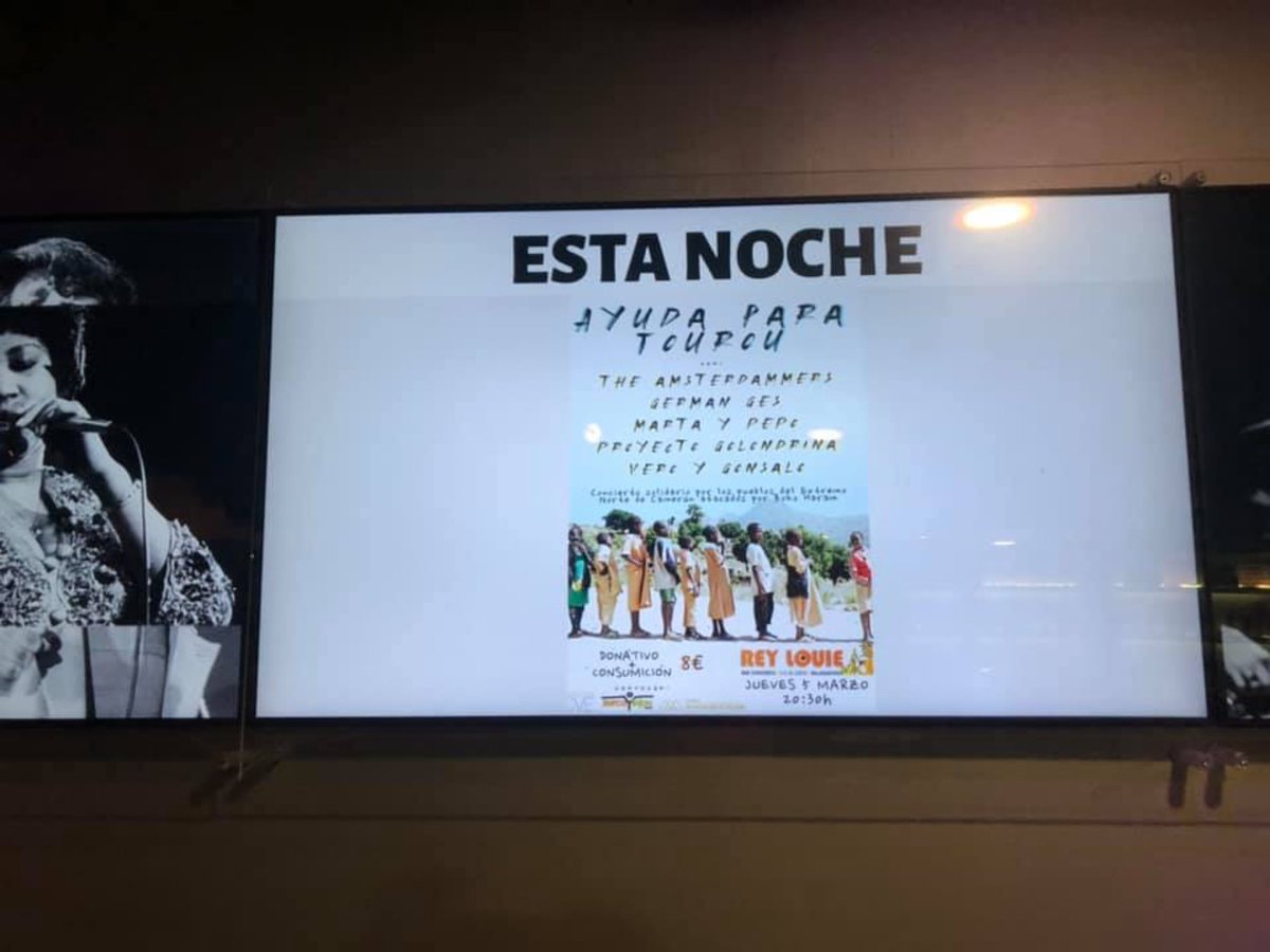 FundacionCVE's tweet photo. Gran noche de reencuentros, solidaridad y música. Casi 200 militantes de la cultura CVE disfrutando con Gonzalo Sánchez, Pepo y Marta, Proyecto Golondrina, Germán y Los Amsterdammers. Gracias y hasta la próxima! https://t.co/DxpgafOgaC