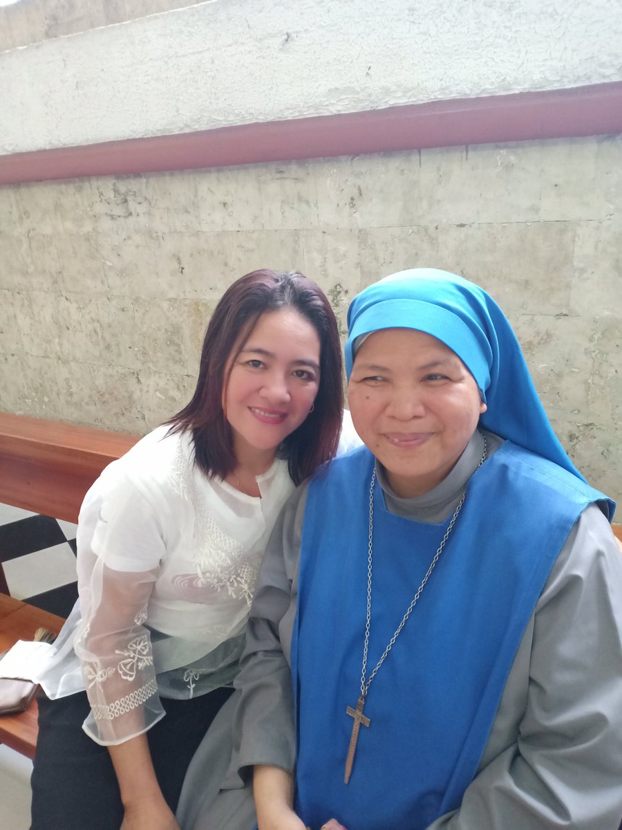 vangiecervantes's tweet photo. hello classmate @srjocelyn #collegemate🙏 https://t.co/DzHOjpZqVI