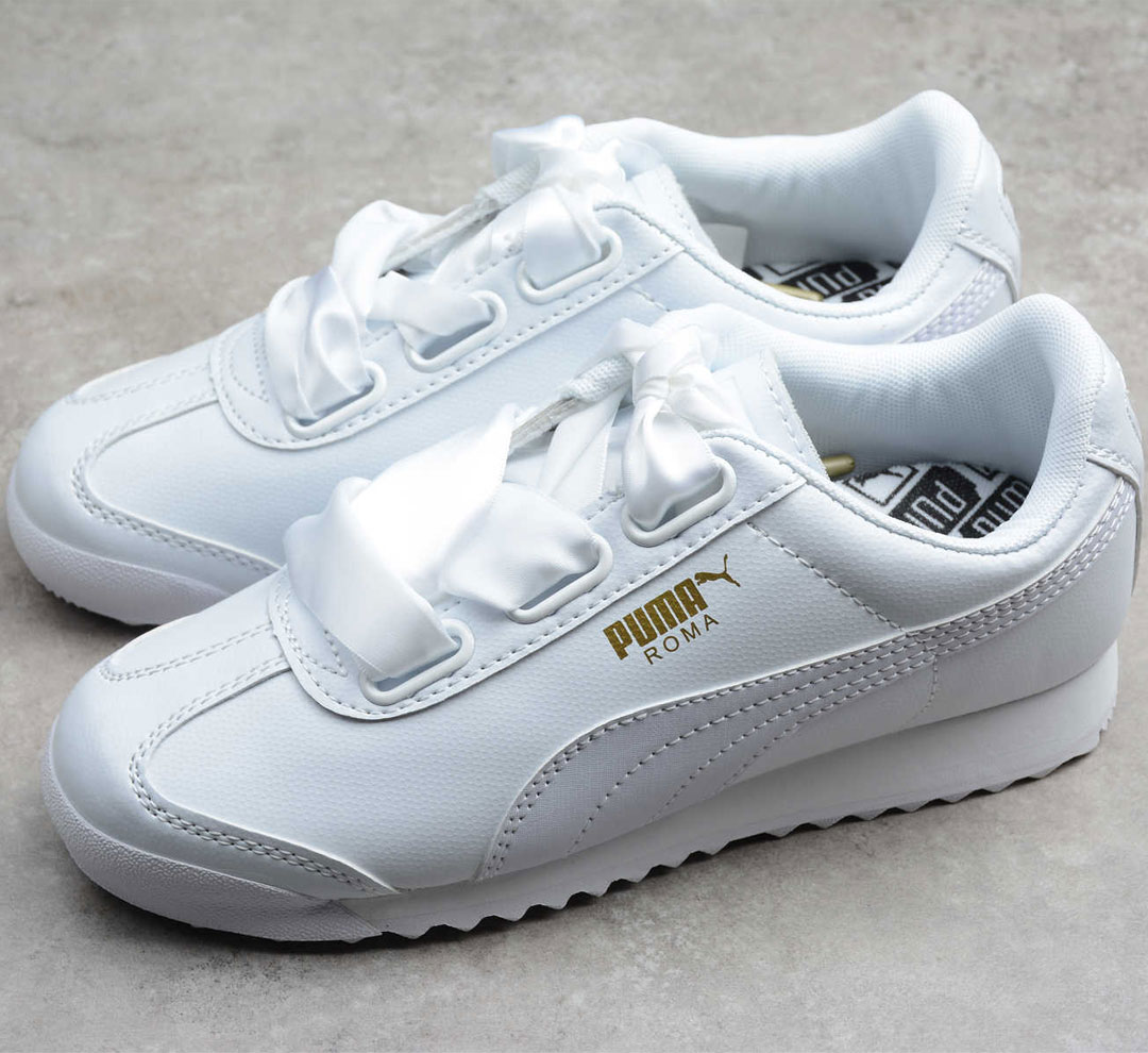 Puma Roma Heart Patent Kadın Günlük Spor Ayakkabı

Ürün Kodu: 370175-01

Ürün Fiyatı: 397,00 TL 

Keşfet: bit.ly/39kAr52

. %100 Orjinal ürün
. Kolay ve Sorunsuz İade 
. Kapıda Nakit ve Kredi Kartı ile Ödeme imkanı
. Whatsapp hattımız: 0530 965 61 37

#DalkılıçSpor #Puma