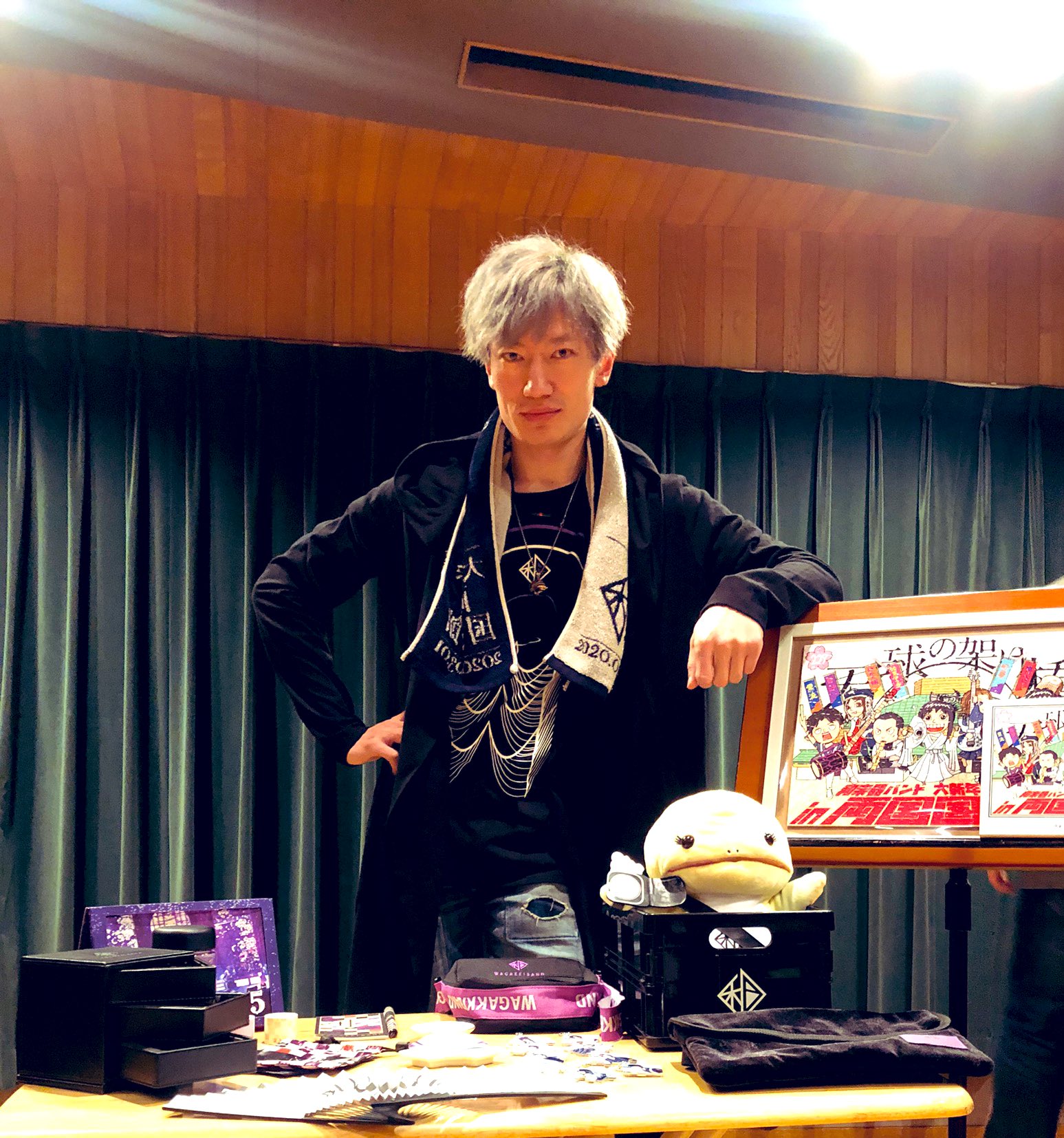 和楽器バンド Wagakkiband 沢山の人に 使っていただきたい今回の大新年会グッズ ショルダーバッグは ちょっとしたお出かけに最適です マシュマロも美味しいですよ 和楽器バンド 大新年会 Goods Wagakkiband お買い求めはこちら T Co