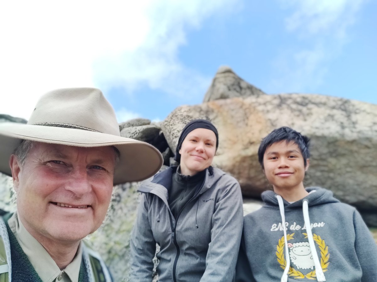 LundVision's tweet photo. Eric, @Anna_Honkanen and Paul were up in the #Bogongmoth caves on Mt. #Kosciuszko. Moths have left the caves for their long journey back to the breeding areas. https://t.co/4KhpqsuYFb
