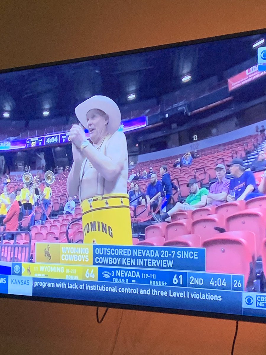 thefunkySmonkey's tweet photo. @CBSSportsNet @wyo_mbb @EvanWashburn #barrelman https://t.co/mNzAGGLTJQ
