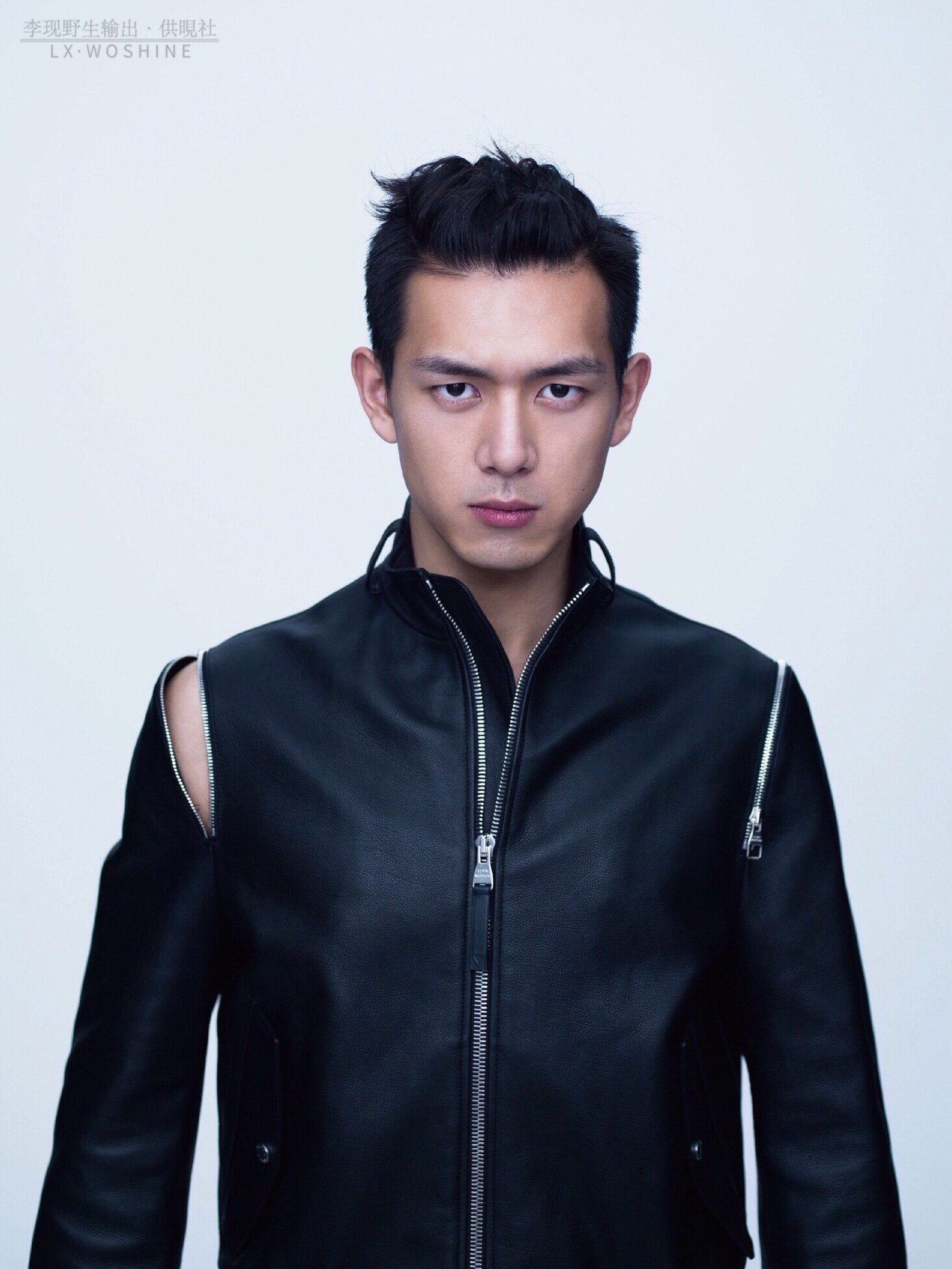 Li Xian Updates on Twitter "I miss you💜 cr. 李现野生输出·供晛社 https//t.co(01)