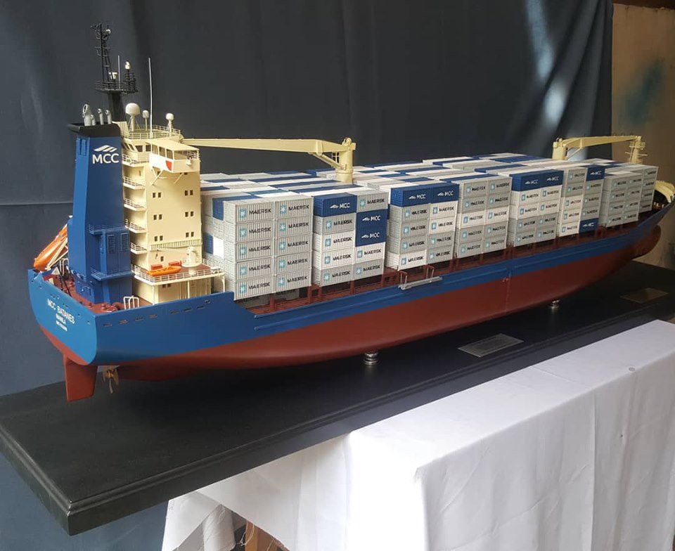 modelworkdirect's tweet image. Handmade Shipping Container Carved from Wood and Cast into Resin. colors, like the real ship, This is the first Wood sample made from scratch for our project with the Maersk Ship Corporation. #CustomMaerskShip #CustomShipModel #Modelworksdirect