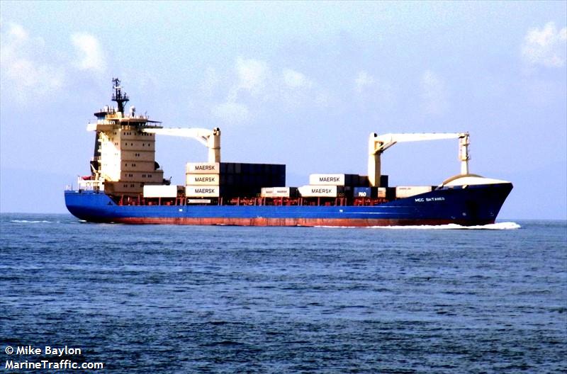 modelworkdirect's tweet image. Handmade Shipping Container Carved from Wood and Cast into Resin. colors, like the real ship, This is the first Wood sample made from scratch for our project with the Maersk Ship Corporation. #CustomMaerskShip #CustomShipModel #Modelworksdirect