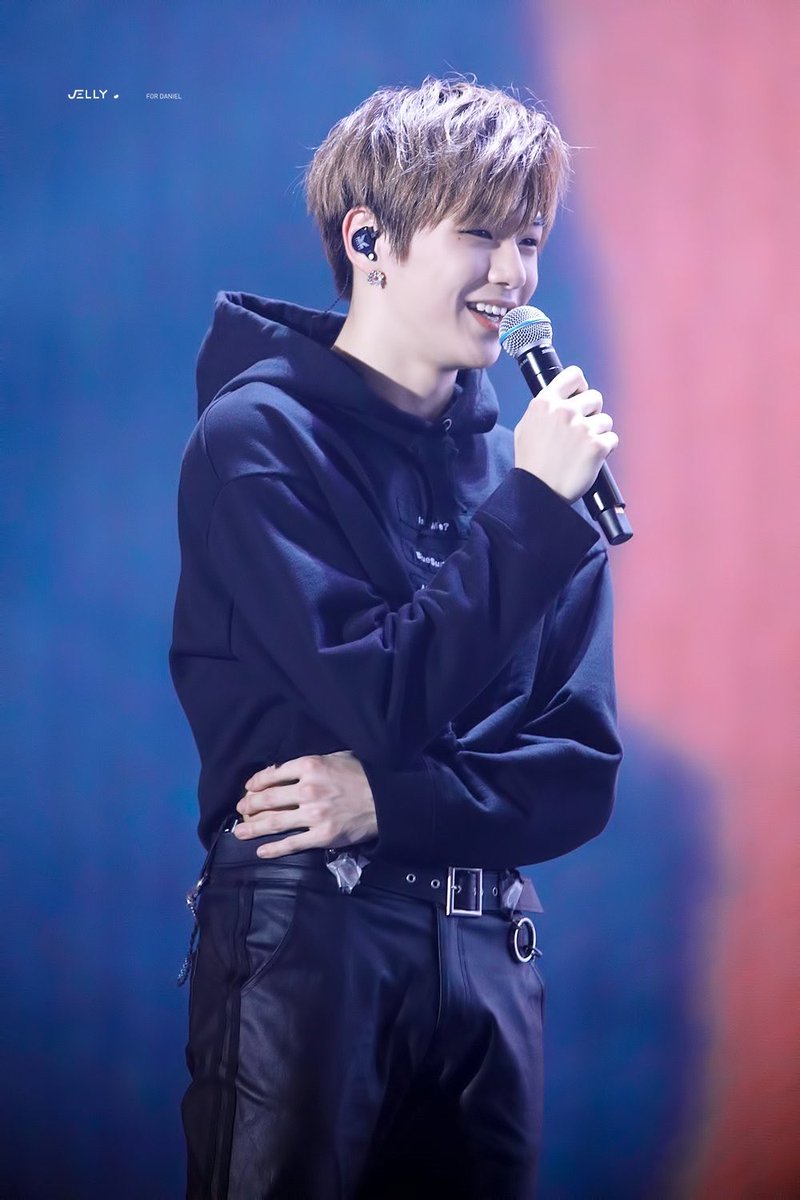 kang daniel pics tweet media
