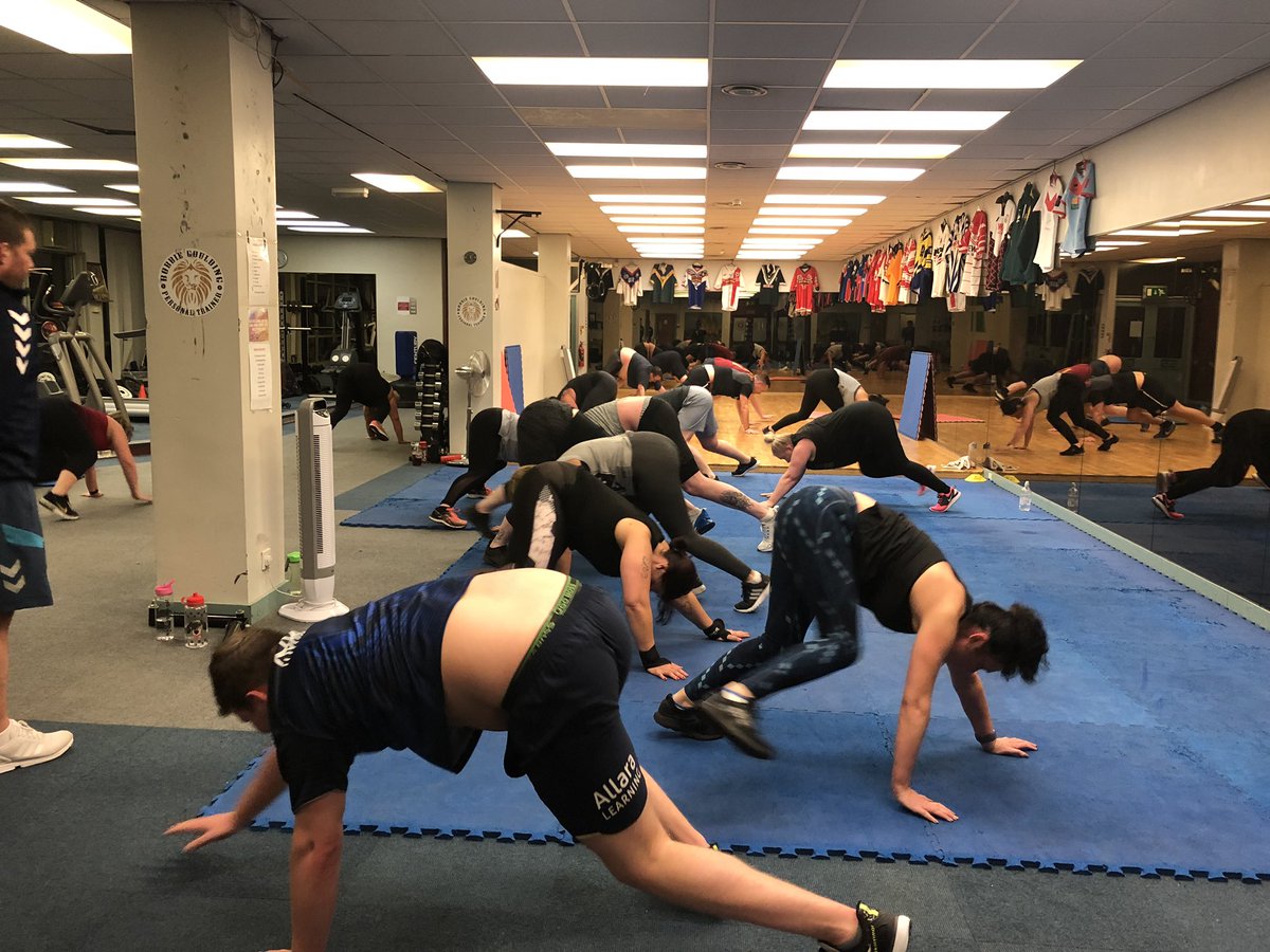 bg_centre's tweet photo. Thursday 6.30pm Mixed bag - Wow today’s classes have been next level, well done everyone! 🔥💪🏼 

We’re back tomorrow with BOOTCAMP! 🔥 
- 10am, Places available 
- 6pm, limited places available 

To get yourself booked on just message us and pay on the door. 

#TEAMGOULDING 🦁 https://t.co/371z2g2GlG