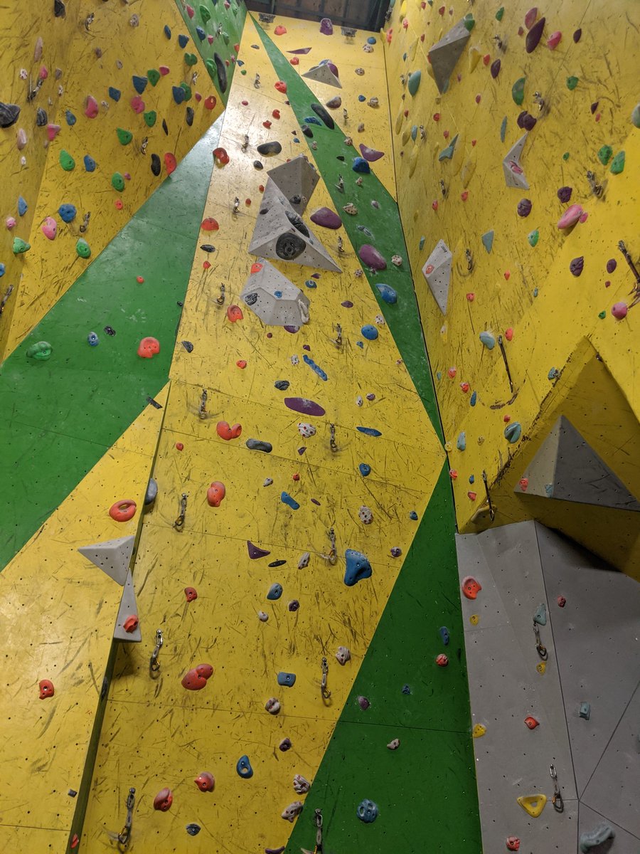 Ascrissy's tweet photo. Five hours of climbing course later I am ready to test my self. #goingup https://t.co/JZi7Xc4VNt