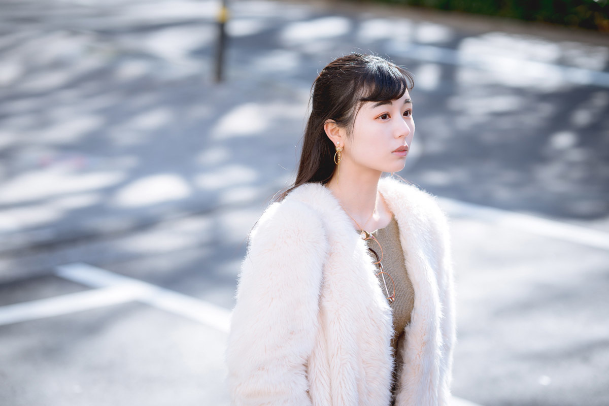 mn_pc_digital's tweet photo. 30歳過ぎてゼロから #カメラ を始めた関根康人（ねっしー）さん（ @Nessie44 ）による「 #ポートレート 撮影講座」、第5回が掲載されました！ 今回は「カメラを認識する」について、概要を説明します。

モデル：くりえみさん（ @kurita__emi ） https://t.co/89yQDa38HX https://t.co/PmhL9LoAn8
