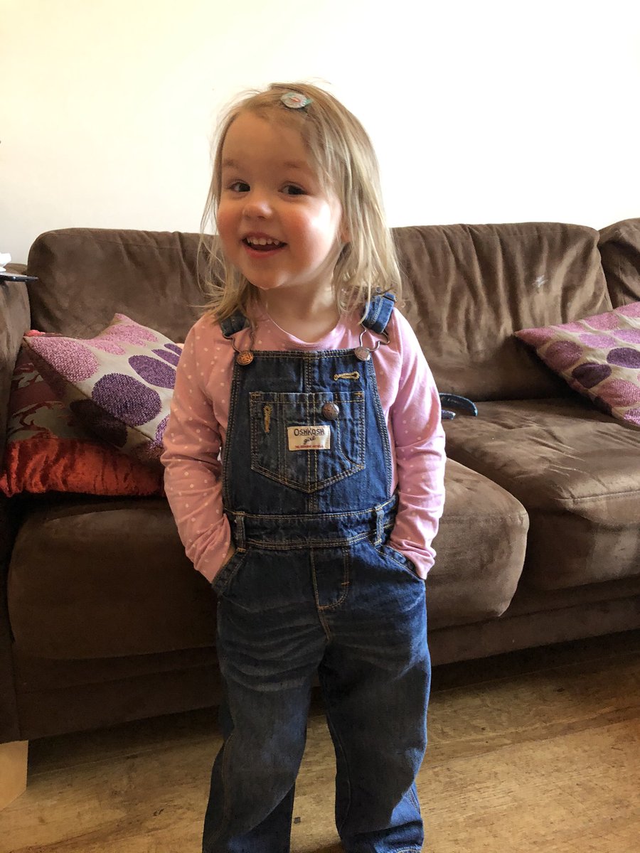 Hazel is all set for #denimday4dementia here’s hoping people dig deep in their pockets (as above) for the @alzheimersocirl and vital #dementiasupports