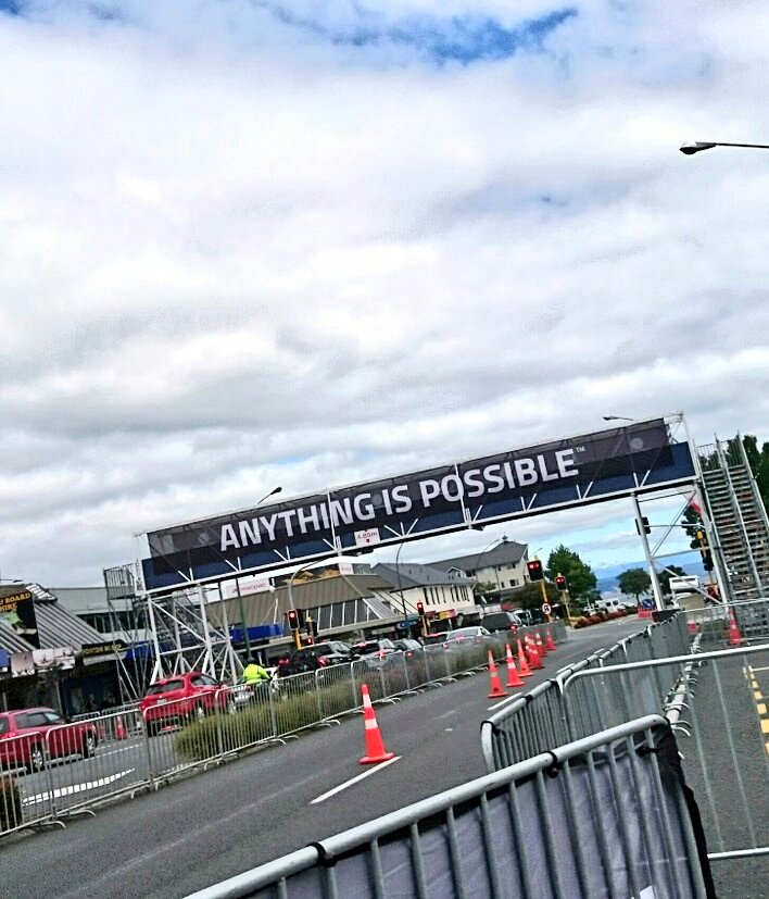 renattou110's tweet photo. 明日はいよいよIRONMAN NEWZEALAND！！
何回目でもやっぱり緊張するー(。>д<)
明日の今ごろゴールしてるかなー！？とか、お腹こわさないかなー！？とか、スイム泳ぎきれるのかなー！？とか初心者レベルで緊張(笑)(*￣∇￣)ノ
けど、明日はとにかく楽しみます！！！
#写真センス(笑)(*￣∇￣)ノ https://t.co/I3UnnT9Wpi