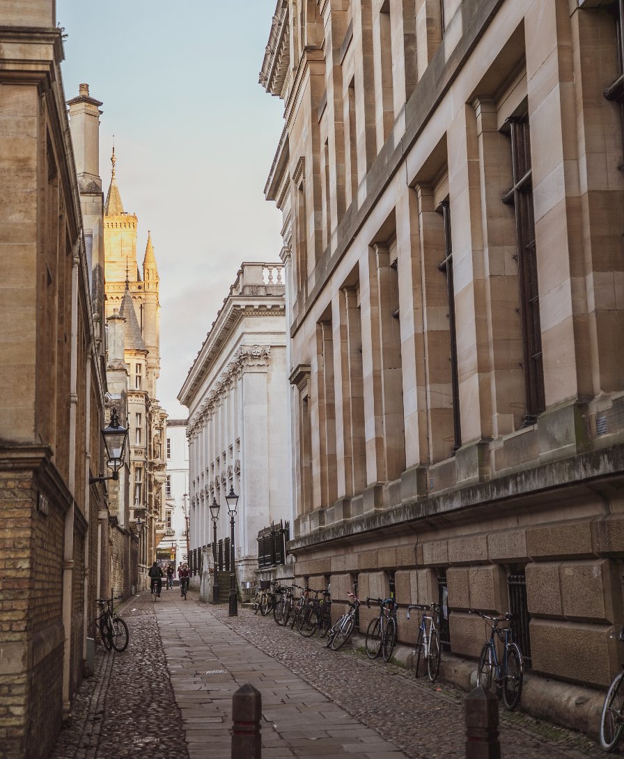Good morning Cambridge! What are your plans in our picture perfect city this weekend?✨