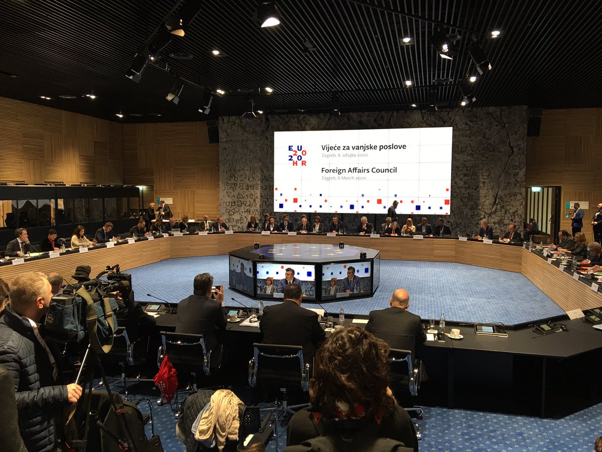 MichaelMandlik's tweet photo. Zagreb: Beratungen der EU- Außenministerinnen und -minister über die Möglichkeiten zur Konfliktlösung sowie humanitärer Hilfsmaßnahmen im Syrienkonflikt https://t.co/k2xFnzWfh6