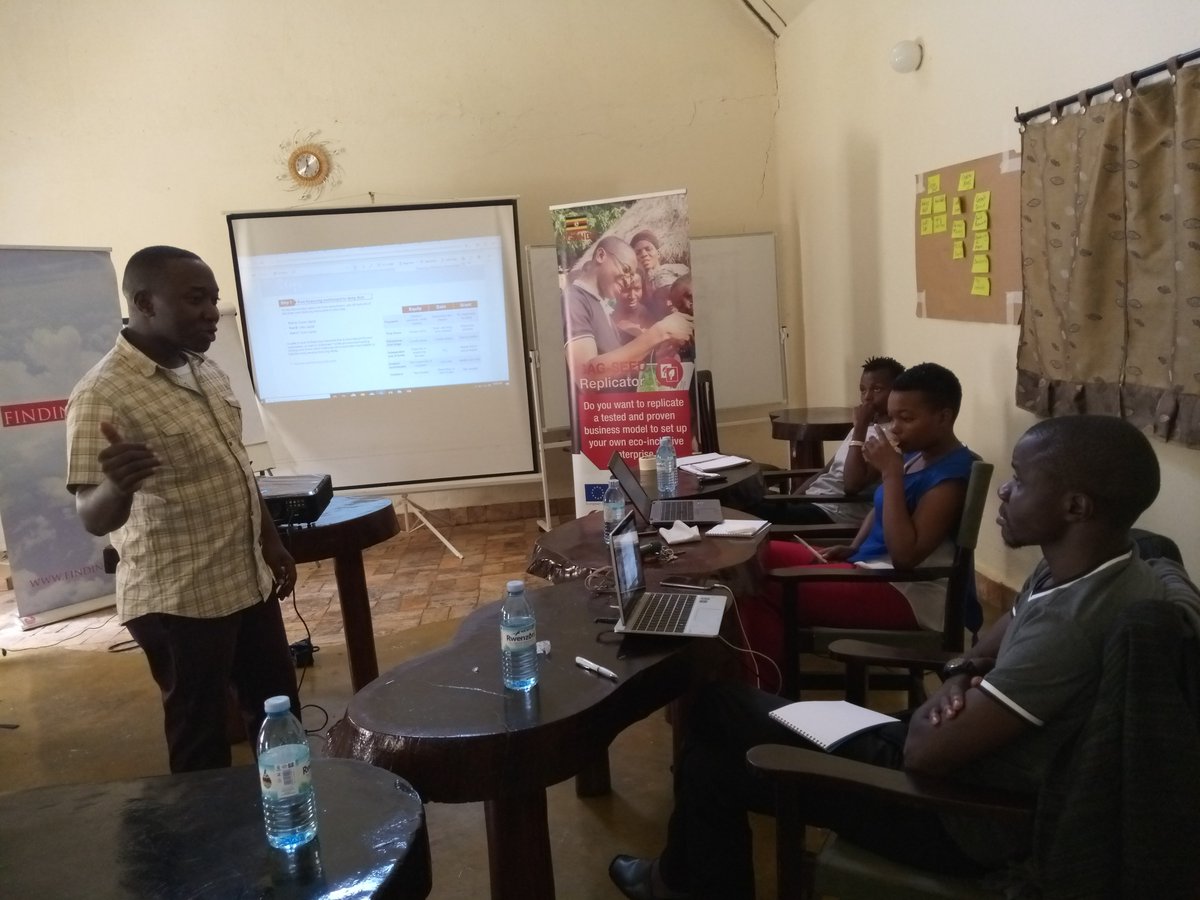 Finding_XY's tweet image. Day 2
Topic: Financing Readiness.
When making an investment decision, creditors pay attention to the following five criteria, also called the “5C’s” (Character, Capacity, conditions, Capital, and Collateral), which are weighed against each other.

SEED  #finances #SEEDAccelerator