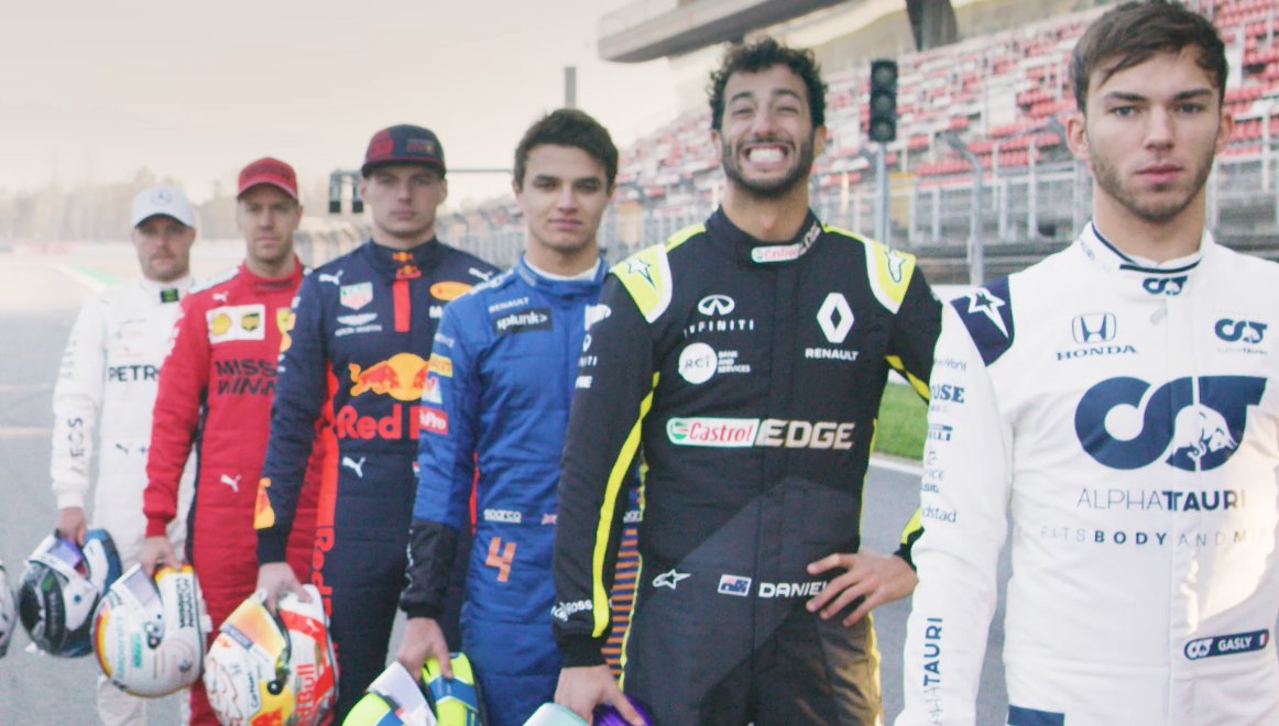 F1's tweet photo. "Serious faces everyo..." 🤣

@danielricciardo https://t.co/fR1gQuvYNd