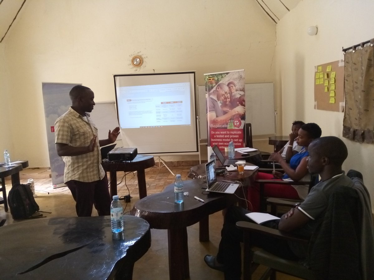 Finding_XY's tweet image. Day 2
Topic: Financing Readiness.
When making an investment decision, creditors pay attention to the following five criteria, also called the “5C’s” (Character, Capacity, conditions, Capital, and Collateral), which are weighed against each other.

SEED  #finances #SEEDAccelerator