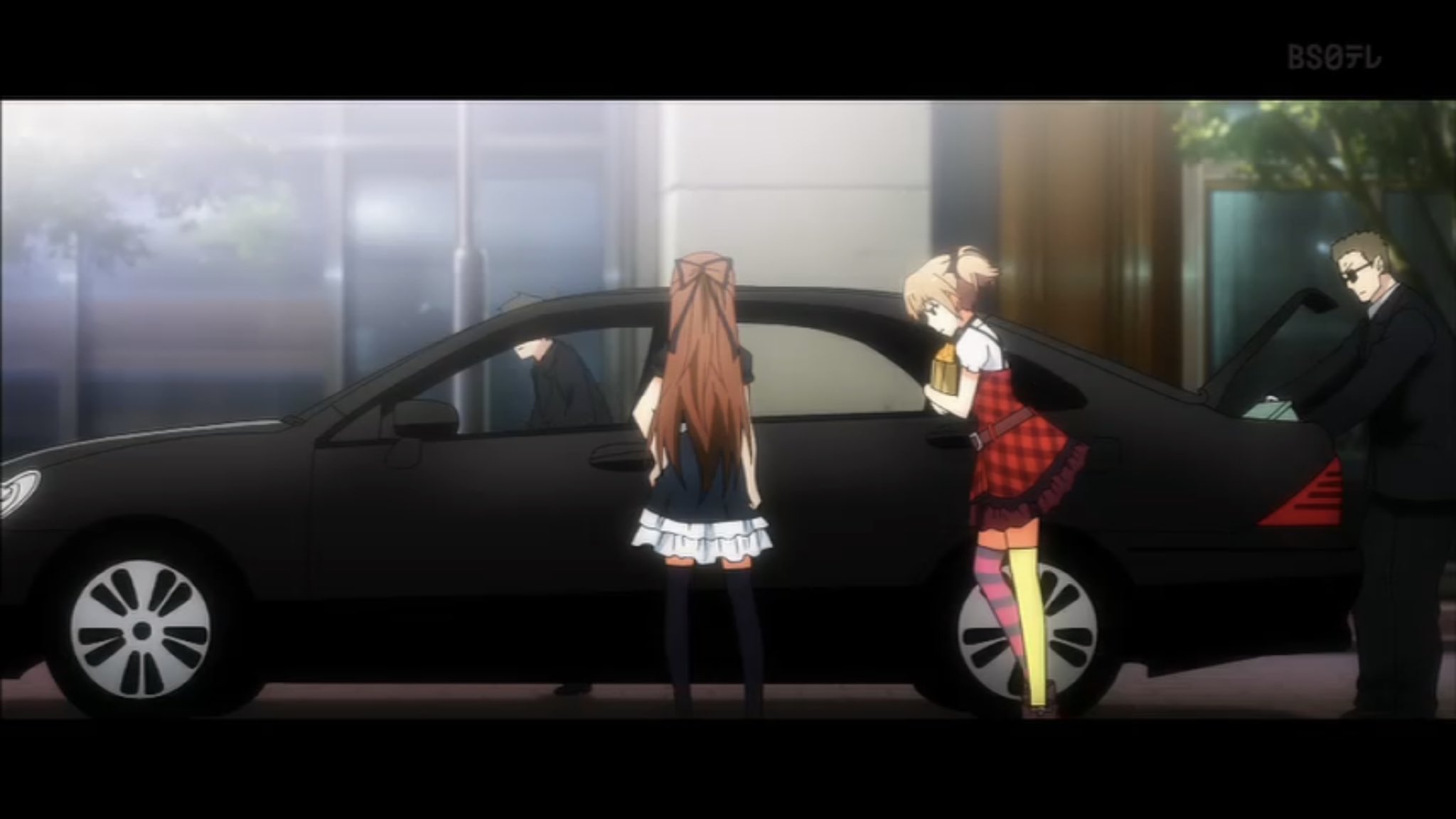 朝倉りゅのあ 入巣蒔菜が爆風で吹っ飛ばされるくらいの爆発でも乗車していた妹の入巣沙里菜は 内臓に損傷があるものの生きているのか 安心のセダン グリザイアの果実 第8話 T Co Fi0sekbga8 Twitter