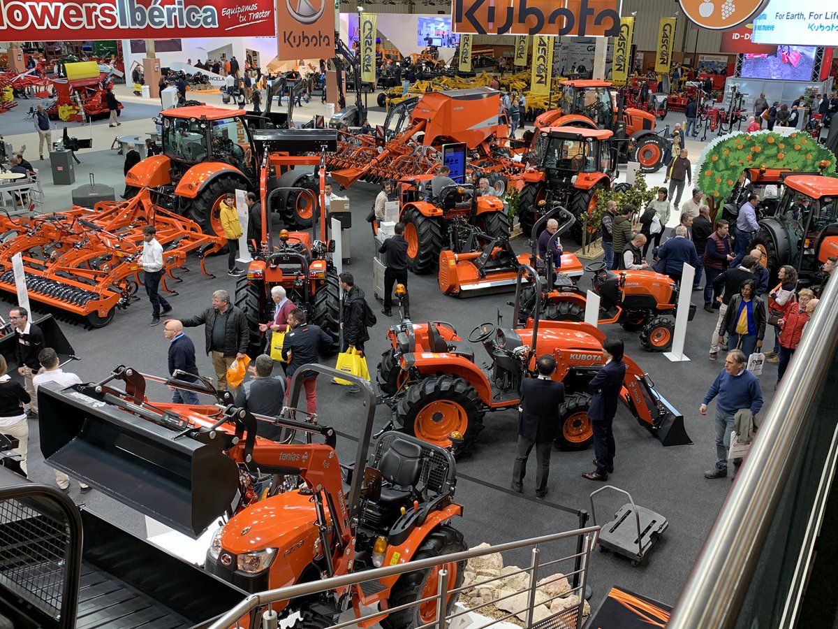 Gran presentación de nuestras palas para tractores compactos en el stand de Kubota en FIMA 2020 

Great presentation of our new range of loaders for compact tractors at the booth of Kubota during the FIMA 2020