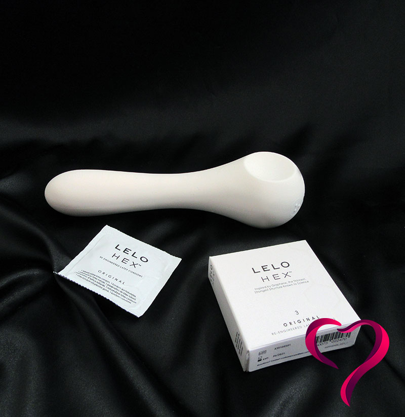 Lascivnicz's tweet photo. Revoluce v kondomech? RECENZE kondomů LELO HEX https://t.co/dkgDeXGZmj - díky @lelo_official / #lelo #lelocondoms https://t.co/jVvqmsbde8