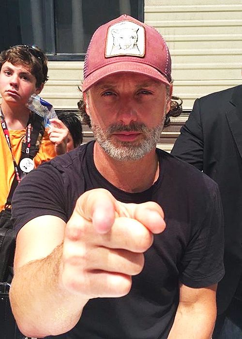 DarrenHamill16's tweet photo. @TWalkingDWorld Never  mind  the new world .....this world  needs Rick Grimes BACK!!!!!! #THEBRAVEMAN #imissrick #AndrewLincoln #twdfamily https://t.co/P2GxGbaNEf