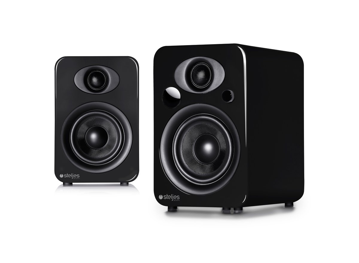 SteljesAudio's tweet photo. Got That #FridayFeeling, Why dont you treat yourself with a fabulous pair of our NS3 in Gun Metal Grey available from @RicherSounds on the high street and @AmazonUK online! https://t.co/xqEjbV3jxy