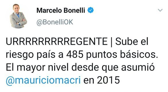 martinpugliese's tweet photo. Me ayudan con un RT para avisarle a @BonelliOK que el riesgo país está en 2353 puntos básicos? URRRRRRRRREGENTE https://t.co/uDz8rTQOYT