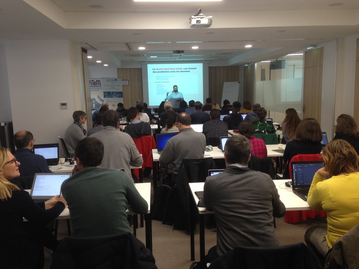 _AViTeM's tweet photo. Après un atelier Data visualisation très suivi hier après-midi, les #OpenDataDays du @OdeonProject continuent avec la présentation d'opportunités de financement par Sébastien Touchais de @ServeBox. https://t.co/bT4R3mFfAa