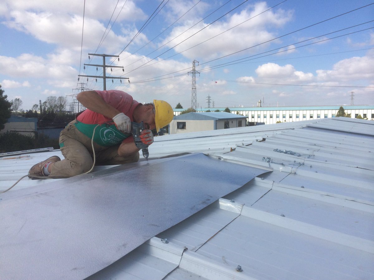 sareyapi's tweet photo. Panel Sac Çatı Kaplama 2009/Doğuş Tekstil
•
#roof #roofing #roofer #roofrepair #roofinglife #restorasyon #bakır  #konutçatıları
#homeimprovement 
#zinc #roofgutter #çatıömrü #konutçatıları #çinko #sac https://t.co/T0NKb1JjhO