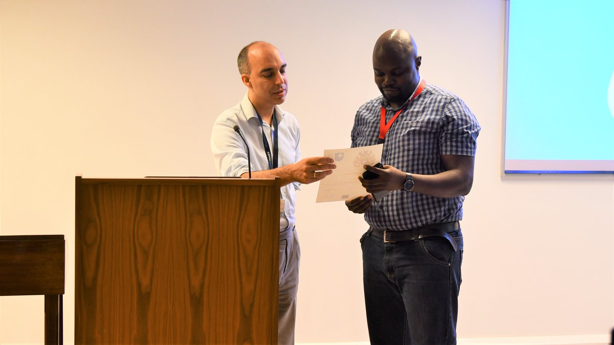 KEMRI_Wellcome's tweet photo. It was another great moment as our director @PhilipBejon hosted us to yet another monthly meeting dubbed, #ProgrammeNews, to share highlights from February.
Afterwards staff had tea and cake while catching up with colleagues from other departments. https://t.co/gCwEcGwgAX