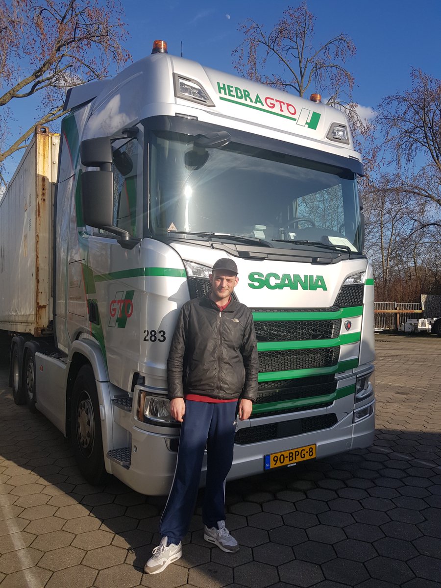 HEBRAGTO's tweet photo. Deze week is de 283 de weg opgegaan
en heeft z'n eerste ritten er al opzitten

Ian we wensen jou veel veilige kilometers en wees er zuinig op ;-)

#HebraGTO #283 #Scania #Ian #Rotterdam #NextGeneration https://t.co/JQ21Ls9rz4