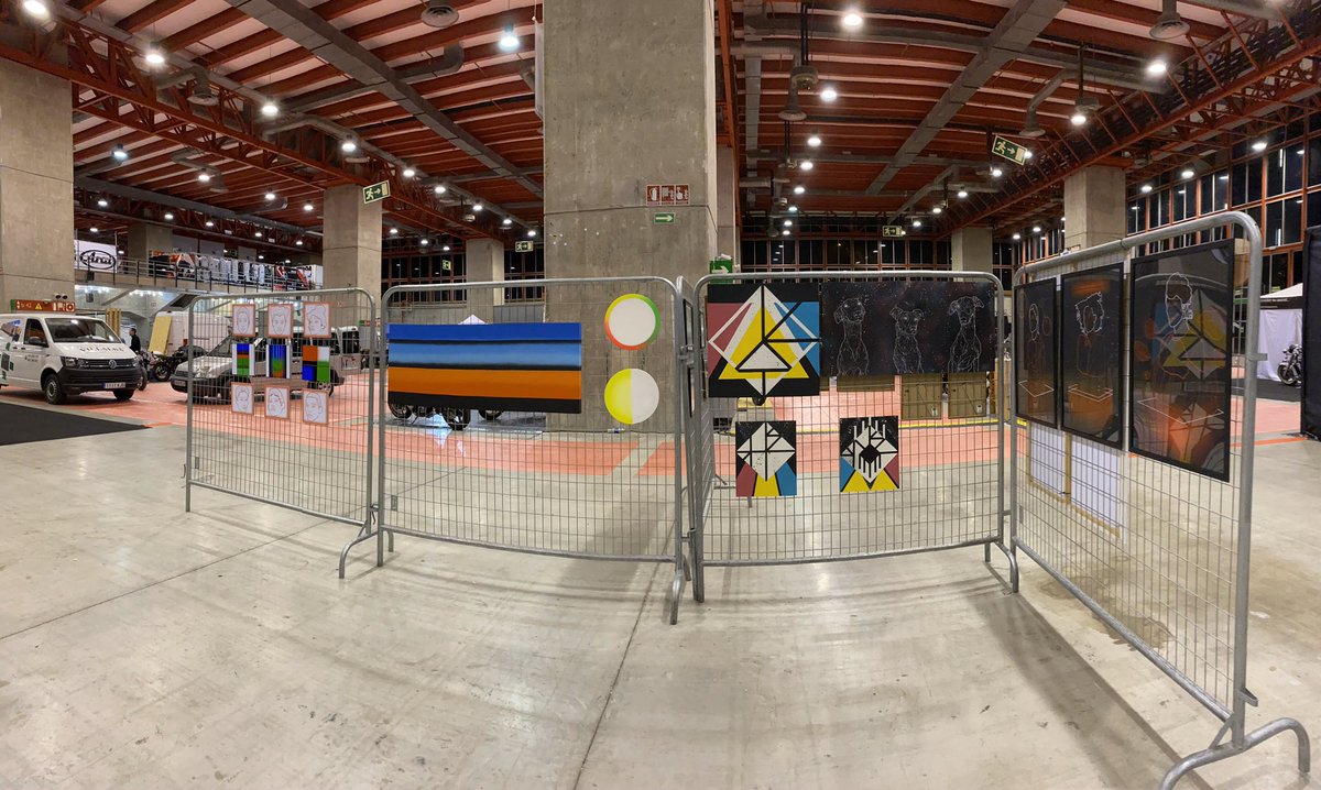 cuadrado_art's tweet photo. Estos días formo parte de la muestra de arte en la zona de pintura de #motoramamadrid 
Días 6,7 y 8 de marzo en el pabellón de Cristal de la Casa de Campo. Gracias por todo a #soulpaint Gust y Fernando ✨✨ https://t.co/kiVOF2PWCJ