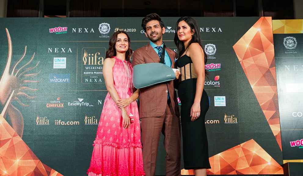 NedrickET's tweet photo. कोरोना वायरस के चलते मध्य प्रदेश में होने वाला #IIFA अवॉर्ड्स टला, अवॉर्ड्स समारोह का आयोजन 27 से 29 मार्च तक होने वाला था
#coronavirusindia #IIFA2020MP #IIFAAwards #Bollywood
@IIFA https://t.co/hyxDAqVCtX