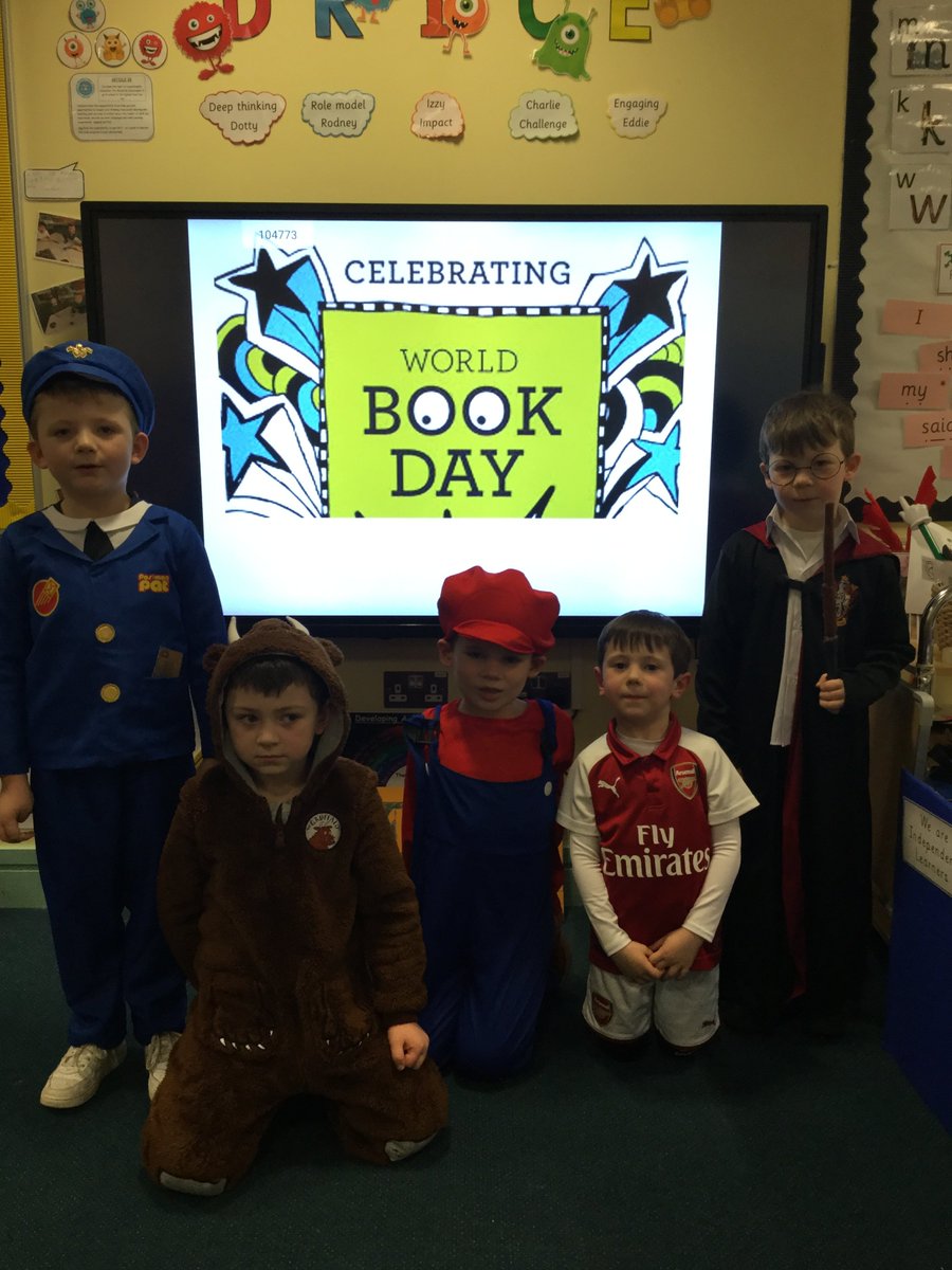 glanhowyprimary's tweet photo. More dressing up fun in Miss Steele's class yesterday
#WorldBookDay20 #dressingup #RecY1 https://t.co/So9AqKm6uZ