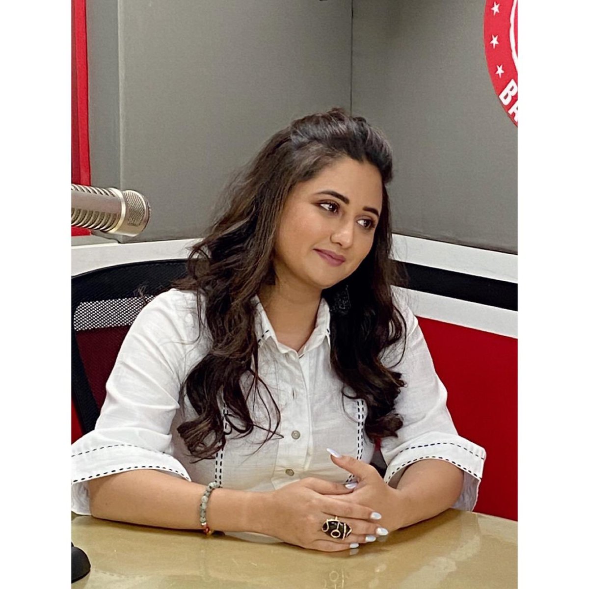 Describe me in 1 word 💕

 Had great interview with @RedFM_Mumbai