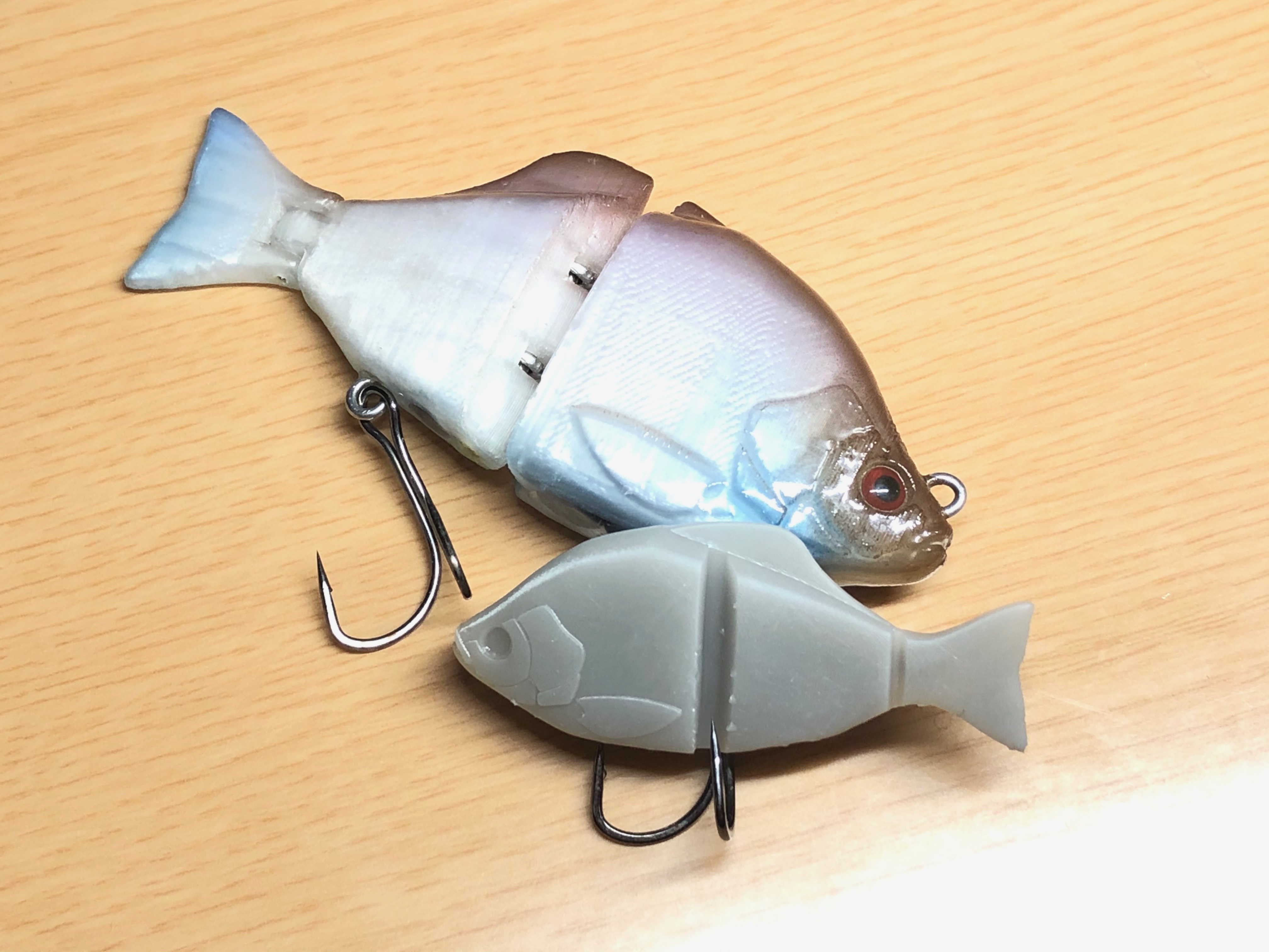 Nezimakidori 車見つかりました 久しぶりにhunterでプリント ヘラブナのデータをチビワーム用に修正 これでシリコン型作る W 水溶性レジン本当にお手軽です Flashforgehunter 水溶性レジン 3dプリンター ルアー T Co