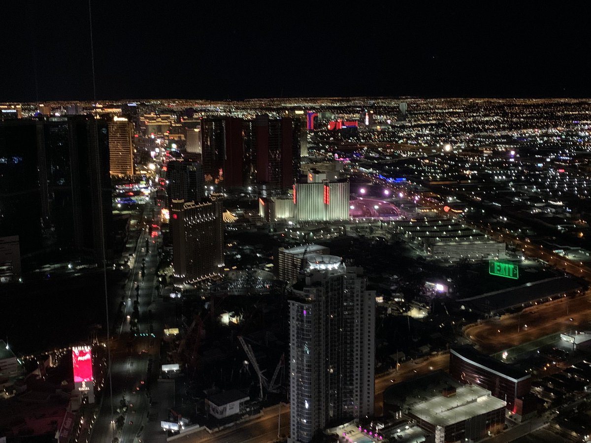 SprouseFAS's tweet photo. @ServiceTrade treats their customers well! Thank you for an incredible night.
@NAFEDorg #NAFED2020 #FireSafety #FireProtection 
@stratvegas #Vegas2020 https://t.co/XWQu0FQoSm