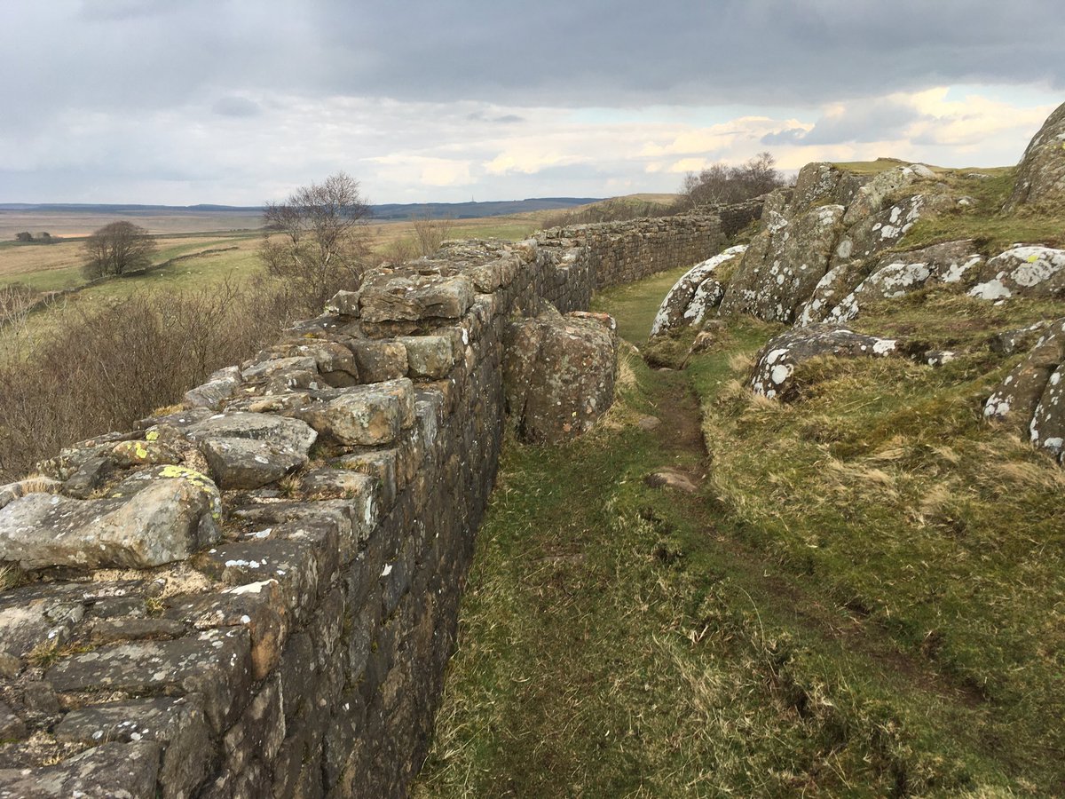 Hadrian’s Wall at Windshields Crags. The end of a Roman day spent ⁦<a href="/VindolandaTrust/">Vindolanda Trust</a>⁩. First the forts and then the wall, perfect day.