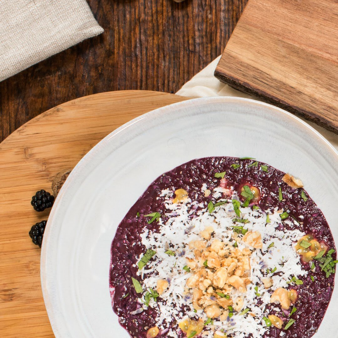 chiacollective's tweet photo. Are you looking into your breakfast bowl and wondering, how did it come to this? Don't go too hard on yourself, it's difficult to find the inspiration (and time) to mix it up every morning - next time why try this bowl of sunshine 😍😍swipe right for the recipe 👉 https://t.co/dr2jEBoV6X