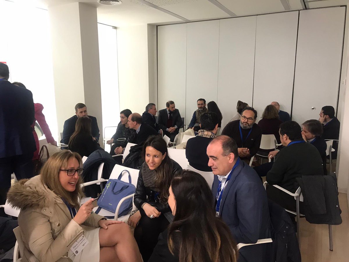 CEOEValladolid's tweet photo. Hoy nuestros grupos de Networking #RedCVE se reúnen en las instalaciones de @INNOLID #empresarios #valladolid https://t.co/nqMa8Q2xJQ
