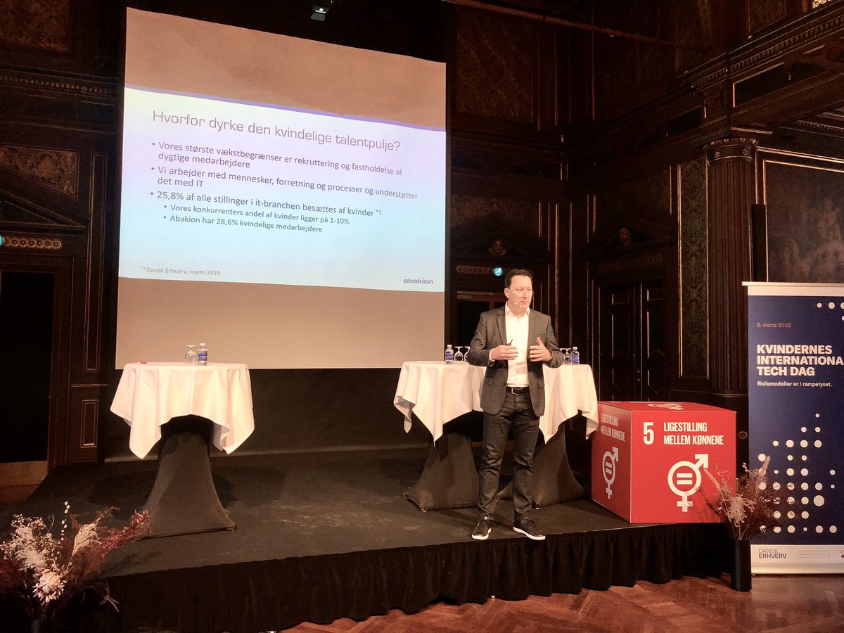 isdn's tweet photo. Kvinderne i Abakion (danmarksmester i it-arbejdsplads) vil ses for hvad de kan, og ikke for deres køn, fortæller Kenneth Kryger Gram. #ligestilling https://t.co/lWClOYcvhU
