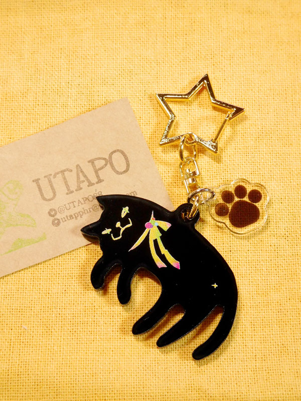 UTAPO88's tweet photo. 🍑どうぶつのおしり展（@3329mimy）🍑
Mimy様（@Mimy3329）で開催中🥳

🐱黒猫アクリルキーホルダー
お尻の❌がポイントな黒猫がだら～ん🍀
肉球チャーム付🐾

🐆もちもちヒョウ両面ストラップ
正面とお尻で楽しめるころっとした両面ストラップ🌟

↓通販もございます。遠方の方は是非ご利用下さいね☺️ https://t.co/M2bqjwgSEz