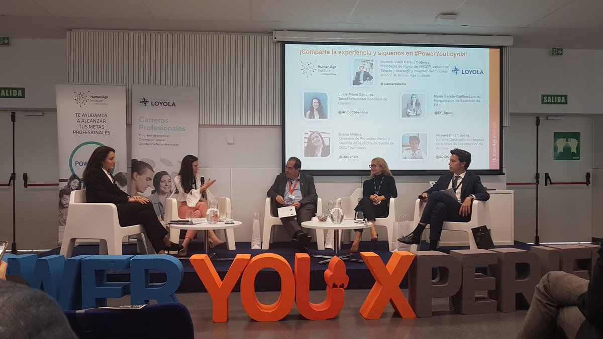 Asistiendo al "PowerYou Xperience" organizado por la Universidad Loyola de Andalucía y la Fundación Human Age Institute, donde Juan Carlos Cubeiro ha participado como ponente y moderador con responsables de personas de empresas como Consentino, EY, Acciona y DXC Technology